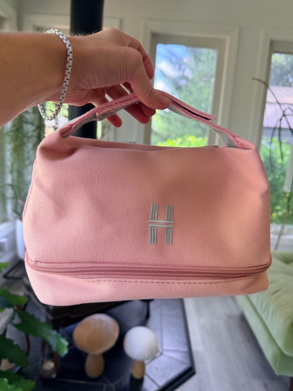 Fashion Hermes Pink & Grey Cosmetic Case/Bag w Dual Compartments/Brush Section